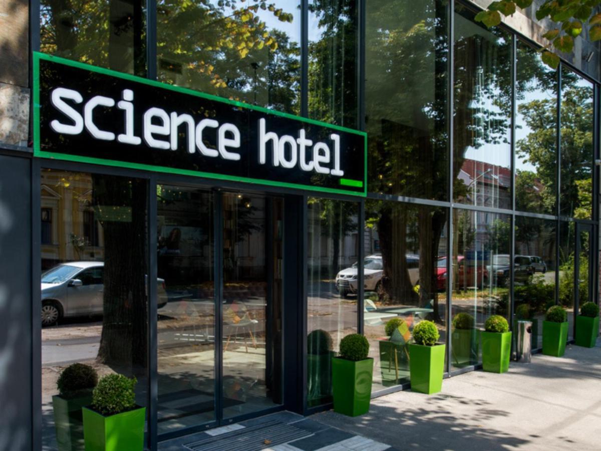 Science Hotel Szeged Exterior foto